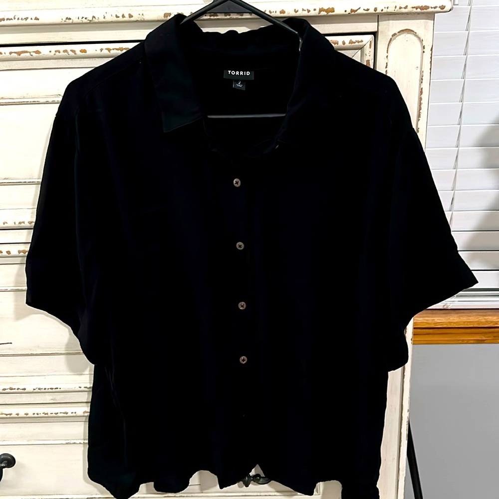 Torrid black womens button down top